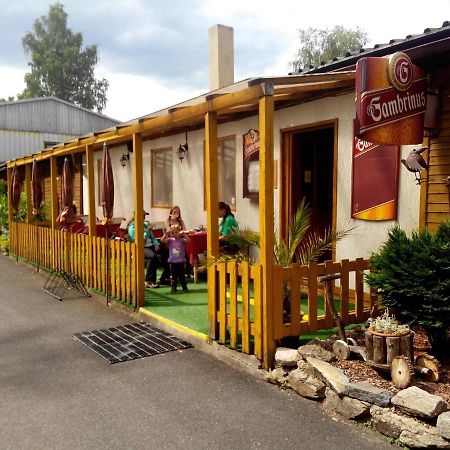 Penzion Na Srubech Hora Svate Kateriny Exterior photo