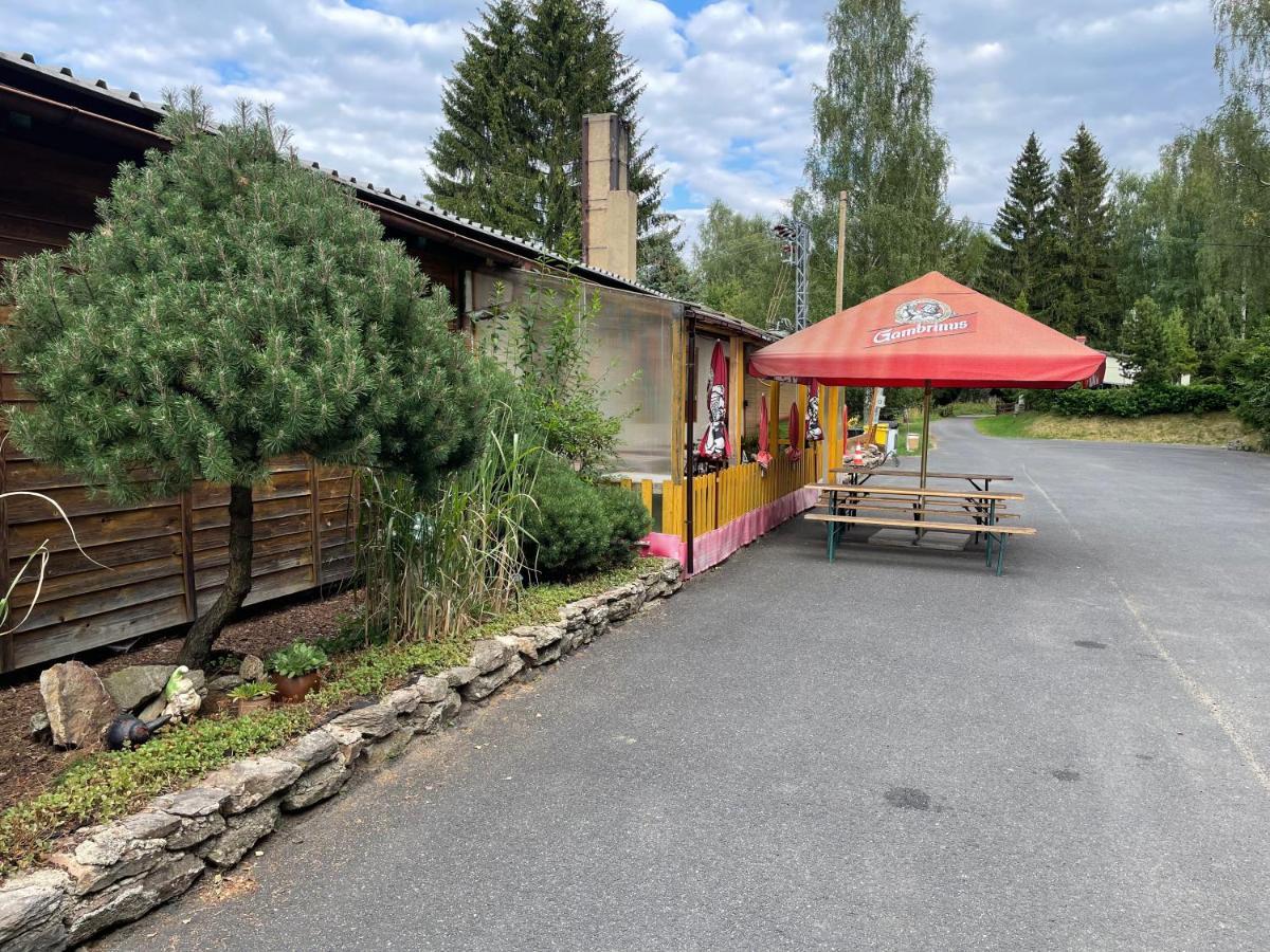 Penzion Na Srubech Hora Svate Kateriny Exterior photo